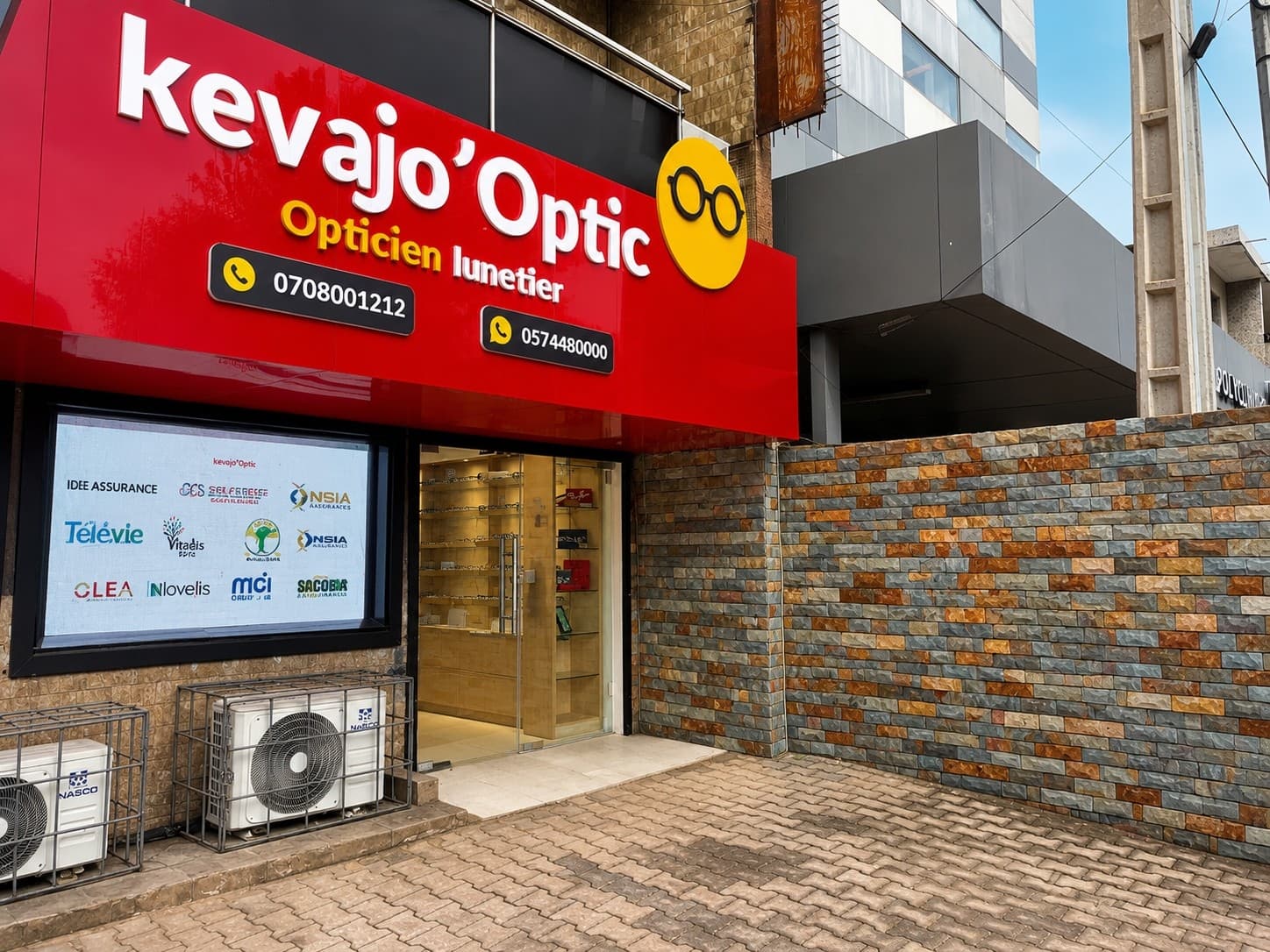 Façade KEVAJO'OPTIC